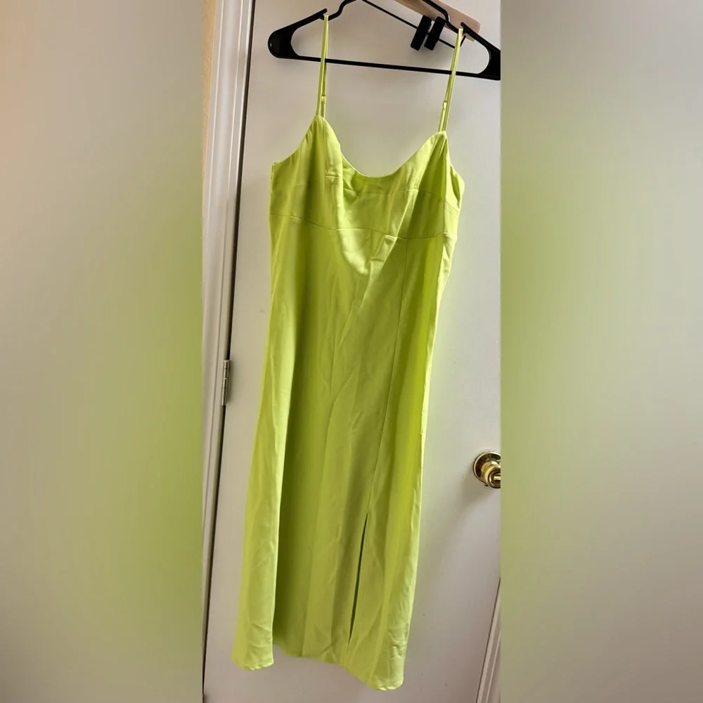 A New Day Vibrant Green Dress - Picture 1 of 3